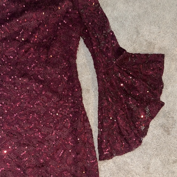 Strapless burgundy dress with sequins all over EUC!! $18! - Picture 3 of 4